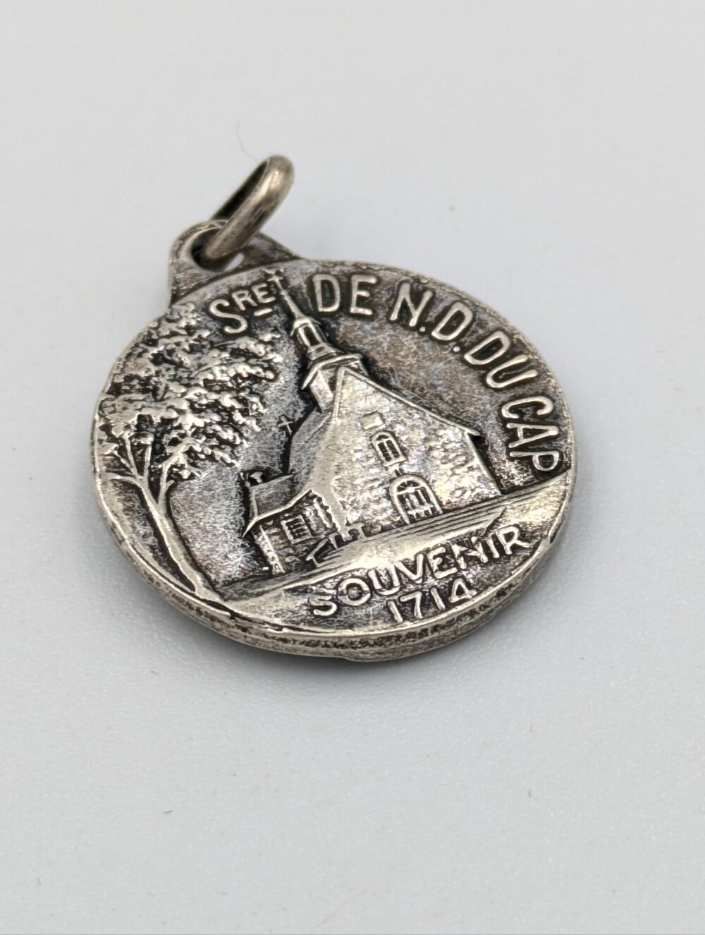 Vintage Notre Dame du Cap Catholic French Quebec Canada Medal
